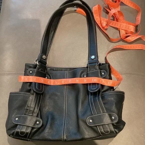 Tignanello Black Leather Women's Shoulder Bag - Picture 12 of 16